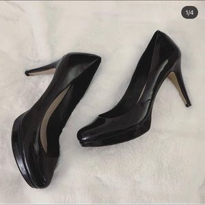 Black Vince Camuto Patent Pumps - Size 8